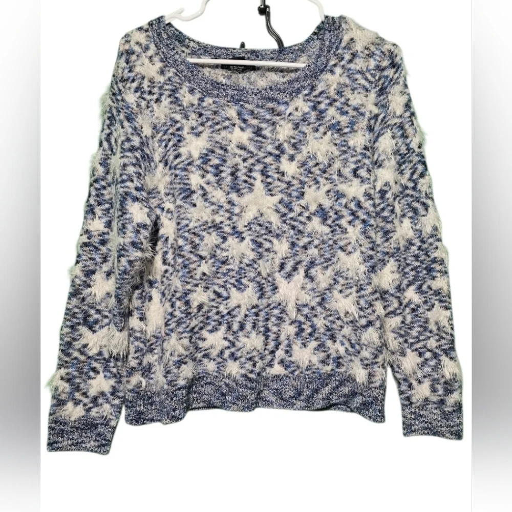 Lauren Michelle EUC Large PTP 22 Women's Blue and White Star Sweater